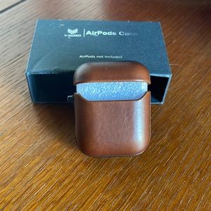 Brown leather air pods case